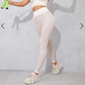 Oatmeal Seamless Line Detail High Waist Gym Leggings | PRETTYLITTLETHINGS